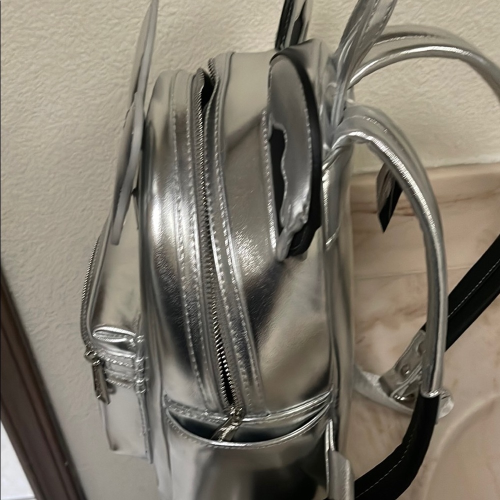 Loungefly Silver Minnie Mouse Backpack with Metallic Finish 100 year celebration - Picture 3 of 8